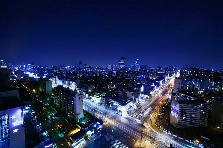 ЦБ не считает переход частных инвесторов в иностранные активы угрозой финстабильности