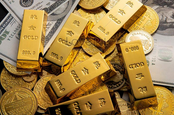 Запасы золота в российских банках упали до минимума за полтора года