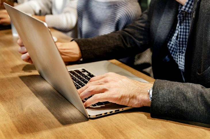 Половина россиян готова работать на «удаленке»