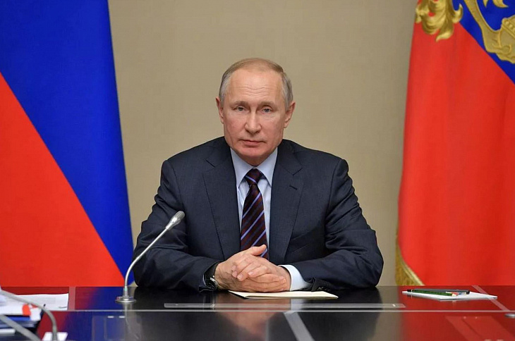 Путин подписал закон о повышении возраста молодежи до 35 лет включительно