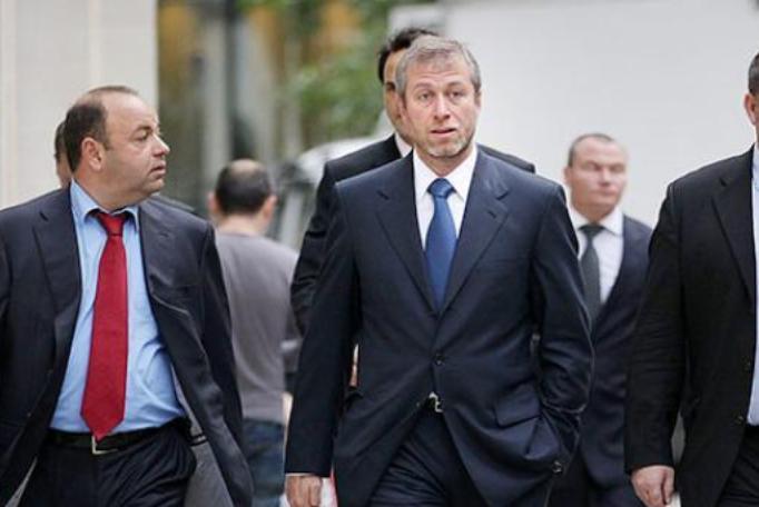 Роман и ребята: как работает команда миллиардера Абрамовича 