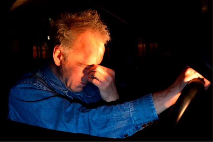 Министерство транспорта планирует внедрить систему контроля бдительности водителей за рулем