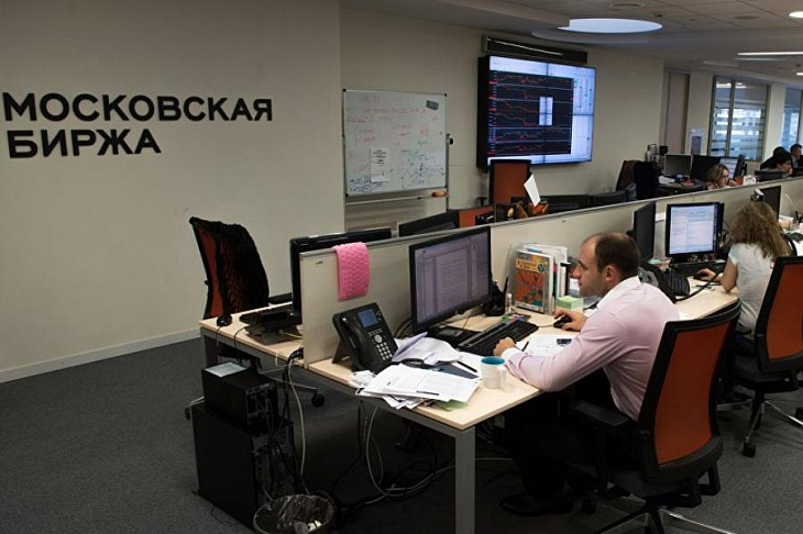Объем торгов на Московской бирже вырос в июне на 10,3%