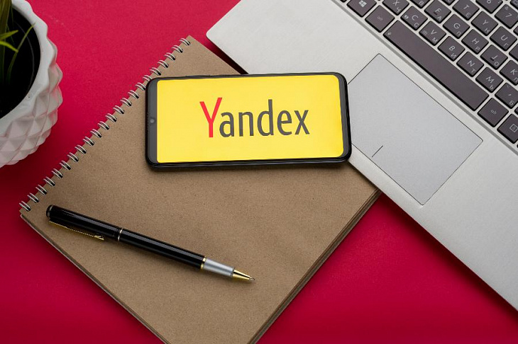 «Яндекс» и рестораны согреют курьеров горячим чаем