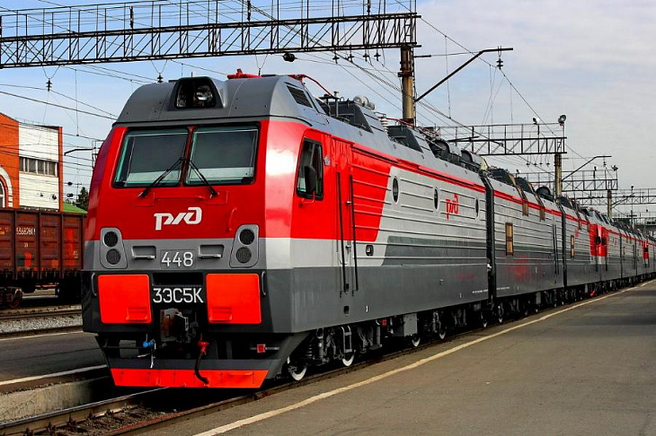 «Дочка» РЖД запустила доставку к поездам еды из кафе и ресторанов