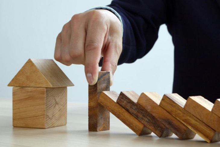 Титульное страхование: когда выгодно оформлять и от чего защищает 