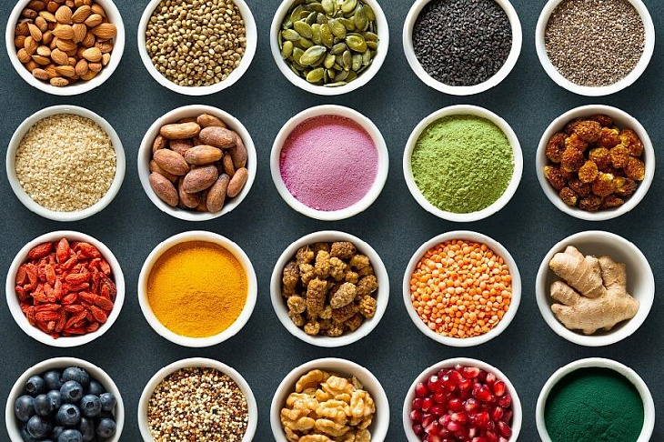 Врач рассказал, почему опасно зацикливаться на «правильной» еде