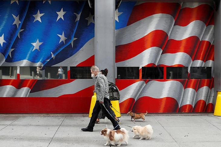 «Забудьте о нормальной жизни»: как Нью-Йорк готовится ко второй волне коронавируса
