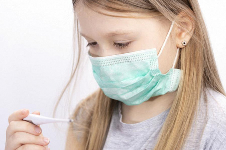 Названы особенности лечения коронавируса у детей
