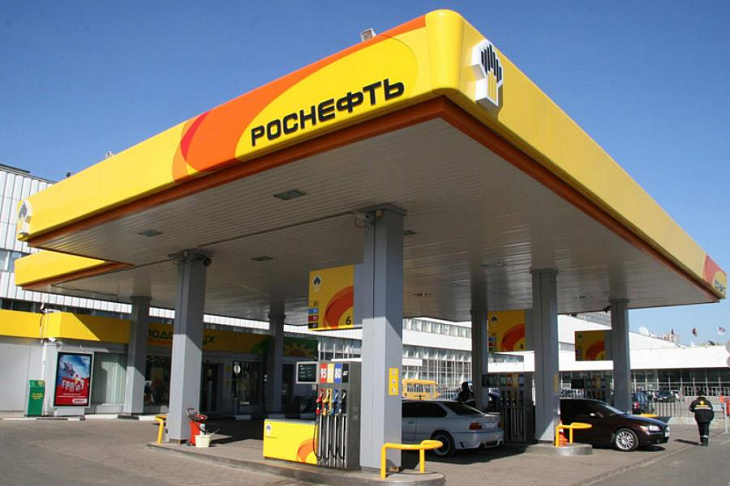 «Роснефть» и «Яндекс» запускают проект по дистанционной оплате топлива на АЗС