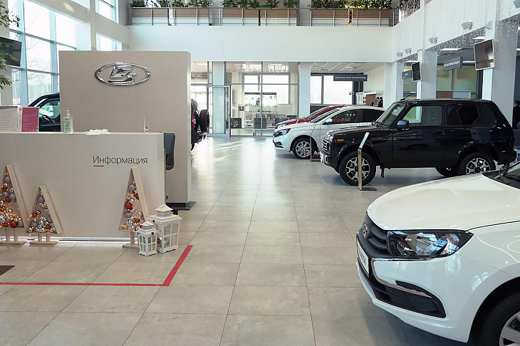 АвтоВАЗ поднял цены на автомобили Lada в седьмой раз в 2021 году. Таблица 