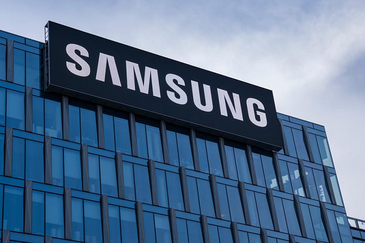 Десятки моделей смартфонов Samsung запрещены к продаже в России