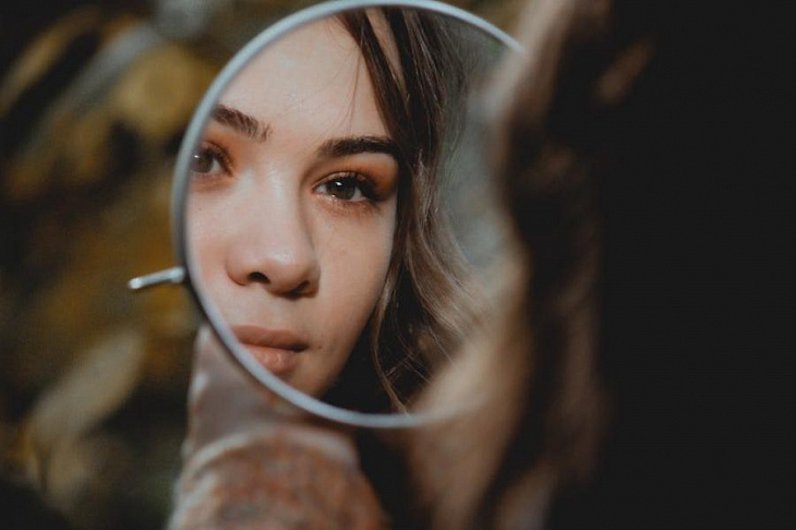 Найдена причина постоянного недовольства своей внешностью