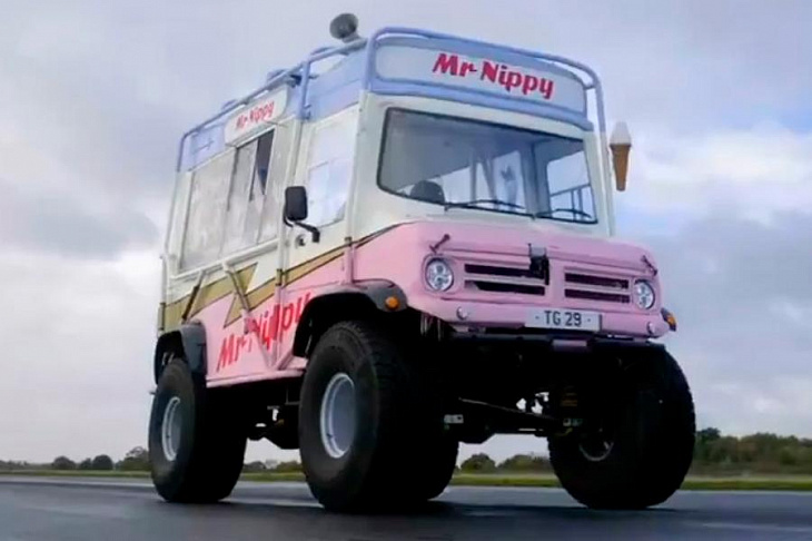 Ведущий Top Gear установил рекорд скорости на фургоне с мороженым.