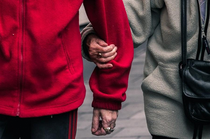 Психолог рассказал, как предупредить деменцию