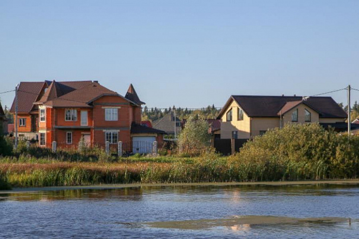 Соседские войны: отношения дачников подведут под закон. Что это значит