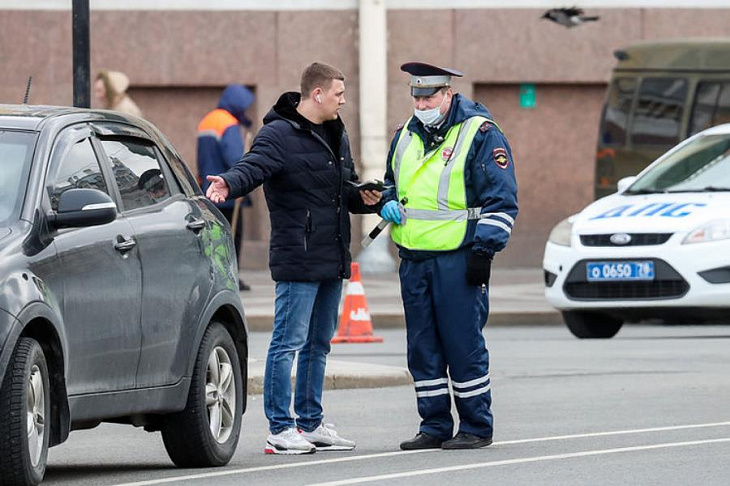 Водителям готовят новые штрафы — за мусор и сигнализацию