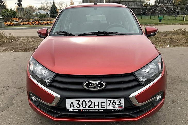Стало известно, сколько автомобилей Lada купили украинцы