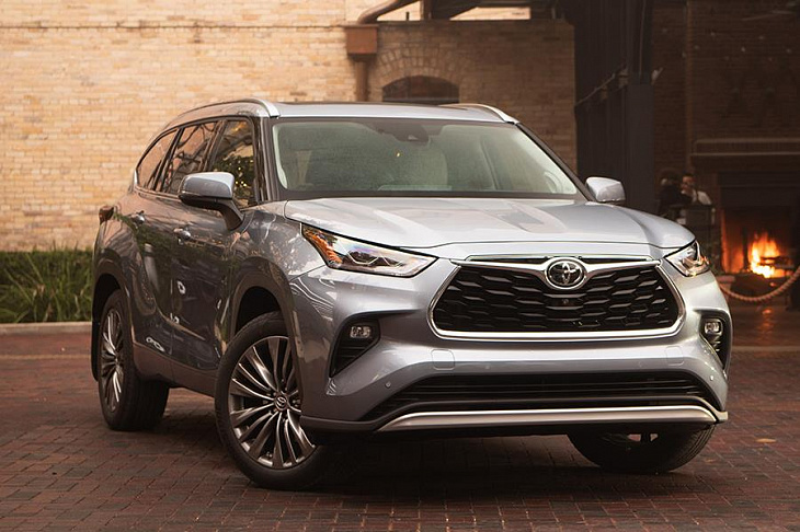 Новый Toyota Highlander для России: 5 главных факторов