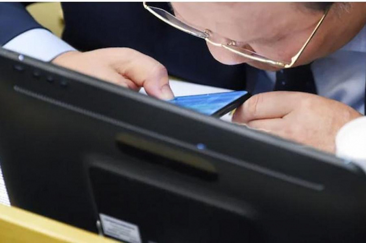 С Apple снимают комиссию