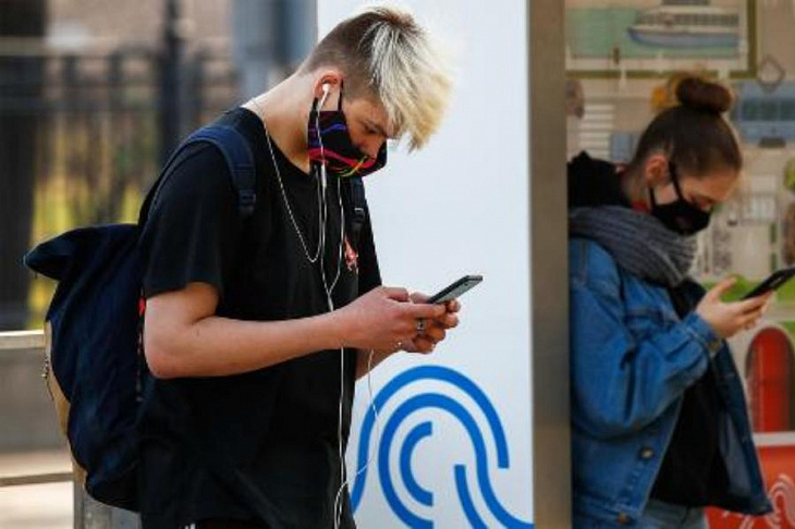 Как власти могут развернуть систему слежки за контактами больных COVID-19