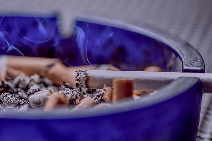 Ученые выявили связь между отказом от табака и возрастом начала курения