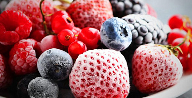 Сохраняются ли витамины в ягодах и фруктах при заморозке? 