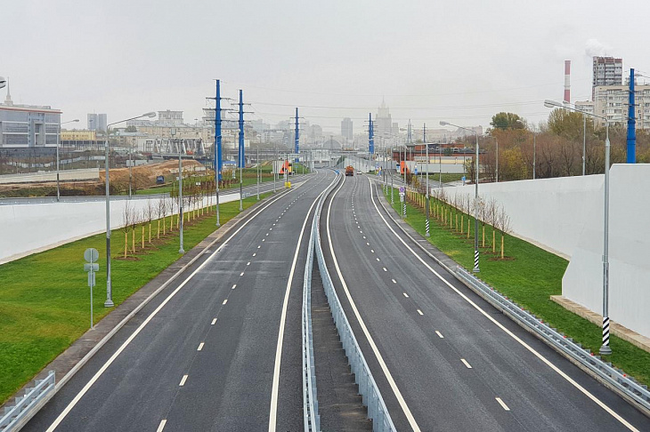 Власти рассказали, почему нельзя останавливаться на магистралях