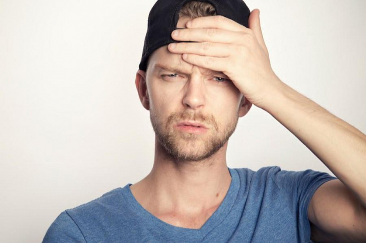 Россиянам объяснили причины частых головных болей