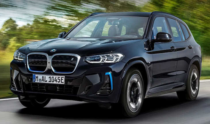 BMW iX3 обновлён через год после дебюта: c пакетом M Sport в базе и прежним «железом»