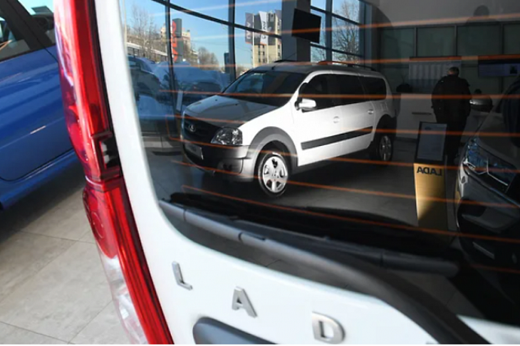 АвтоВАЗ прибавил в спросе