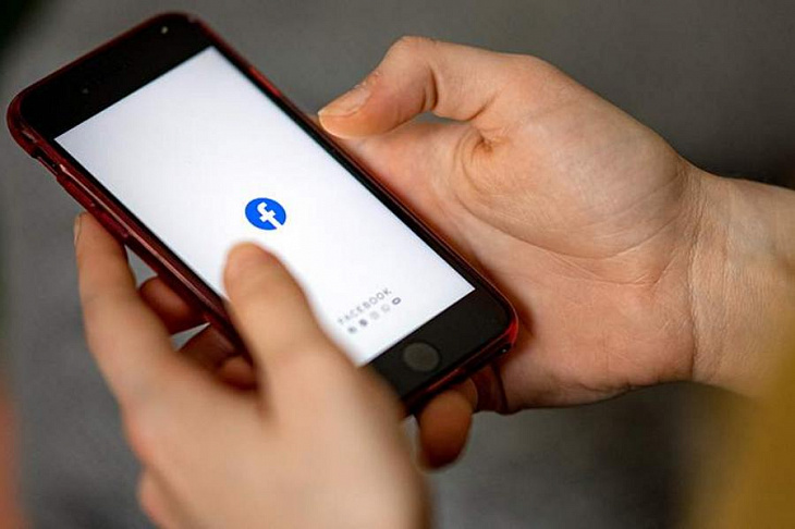 Суд признал законным штраф Facebook за отказ удалить запрещенный контент