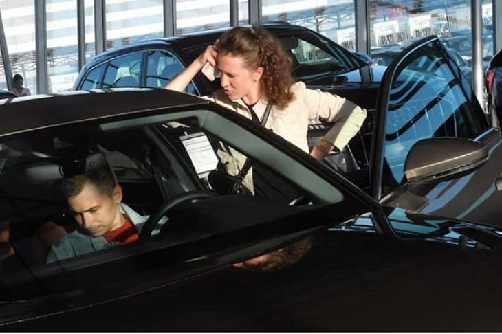 Автомобили поехали за повышением цен