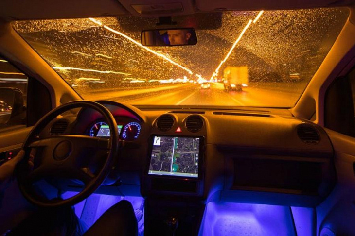 8 советов водителю, как ездить в дождь