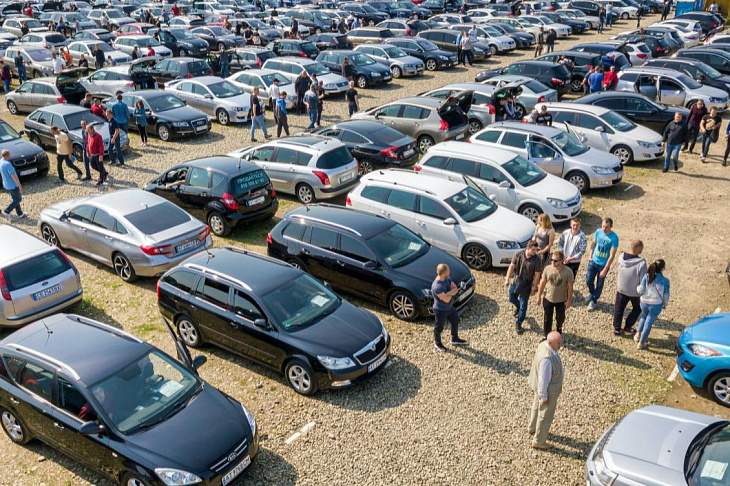 В 2020 году мировой авторынок сократился на 14%