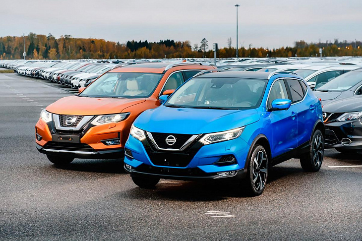 В России начались продажи кроссоверов Nissan с автопилотом