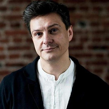 Стоянов Игорь Владимирович.