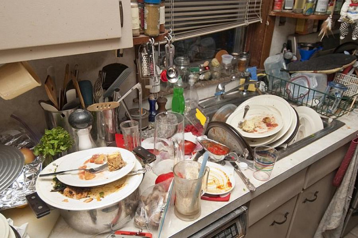 Психолог объяснила опасность беспорядка в квартире