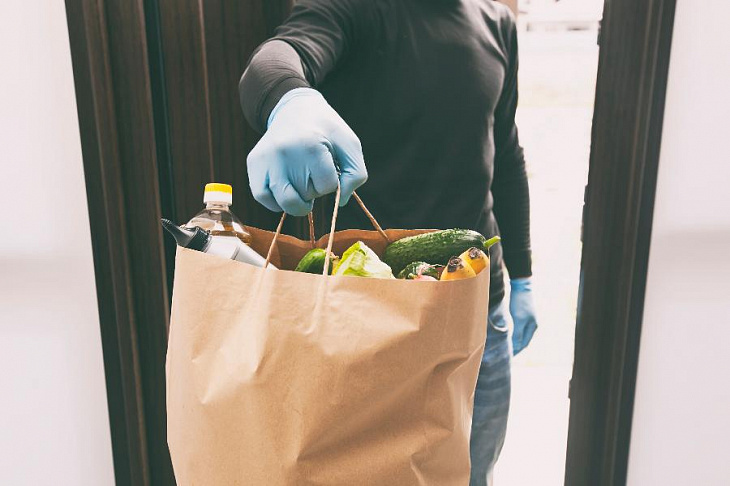 С начала года стоимость услуг курьеров выросла в два раза