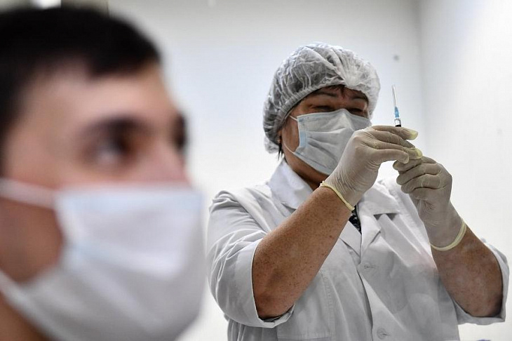 Вакцинацию от ковида могут внести в календарь прививок