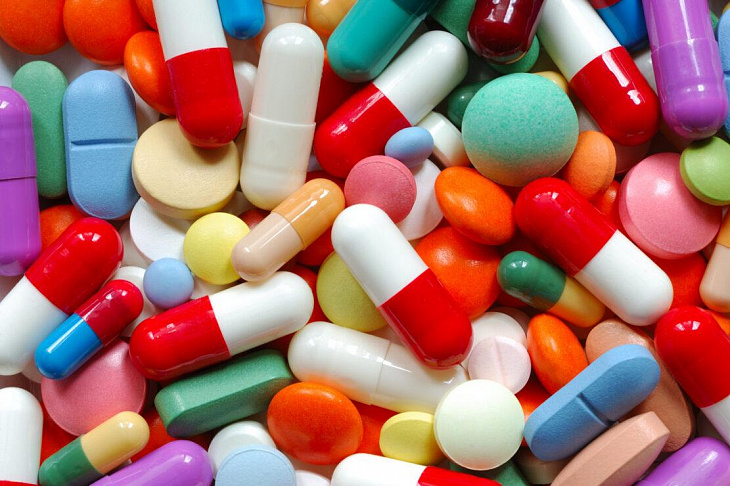 В ЦРПТ рассказали, возможен ли дефицит лекарств от COVID в РФ