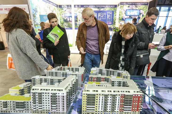 Спрос на «однушки» и «двушки» в России вырос за год почти на треть.