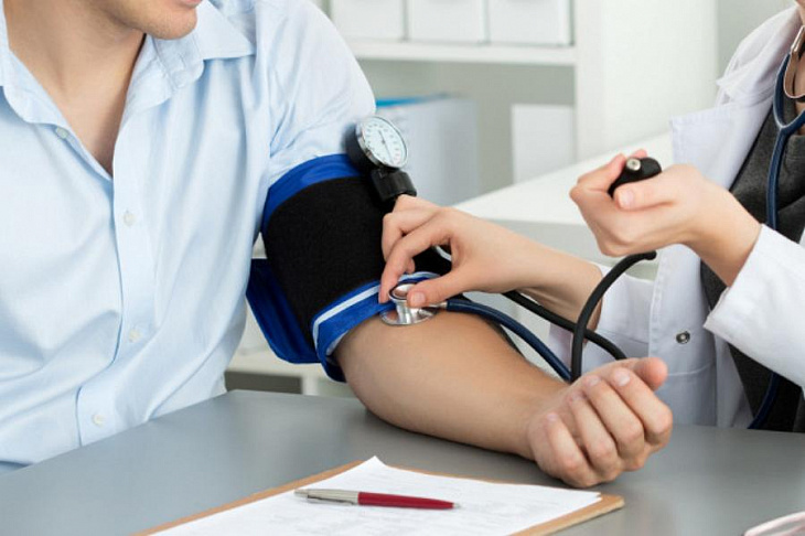 Врач объяснил, для кого особо опасны резкие изменения погоды