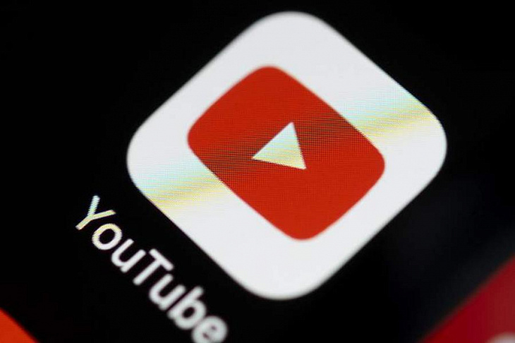 РКН сообщил об игнорировании YouTube требований удалить фейковый контент