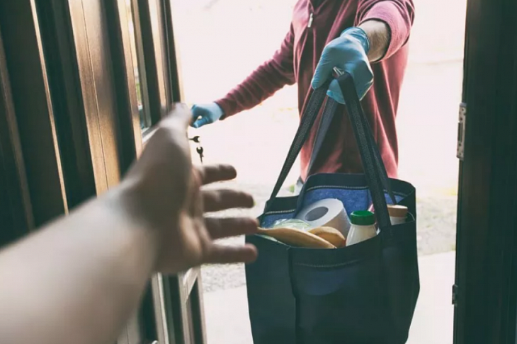 Курьеры маркетплейса «Домашкино» бесплатно заберут второсырье