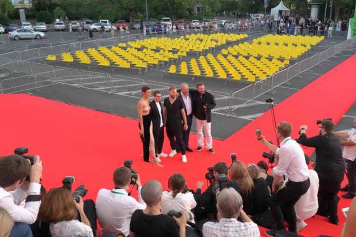 Первый фильм о Норд-Осте, чукотский мальчик и якутская знахарка: победители «Кинотавра» 2020