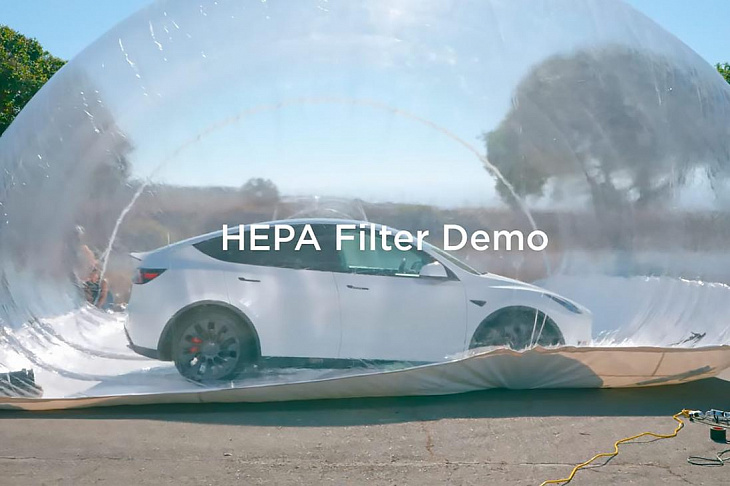 Tesla показала на видео работу режима «защиты от биооружия» 