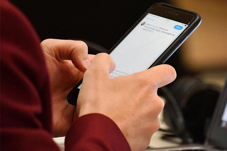 Роскомнадзор попросил Twitter объяснить санкции против «РИА Новости»