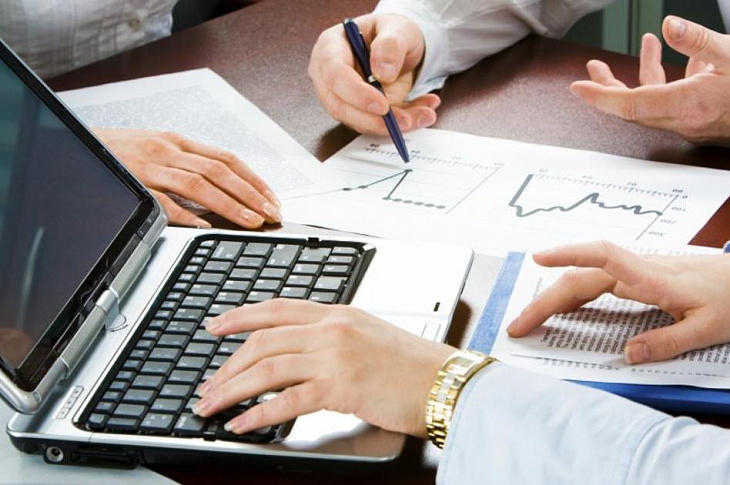 Поступления от предпринимательства в период пандемии снизились почти на 44%