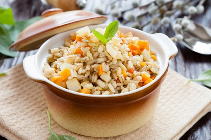 Диетолог рекомендовала включить в рацион «кашу красоты»